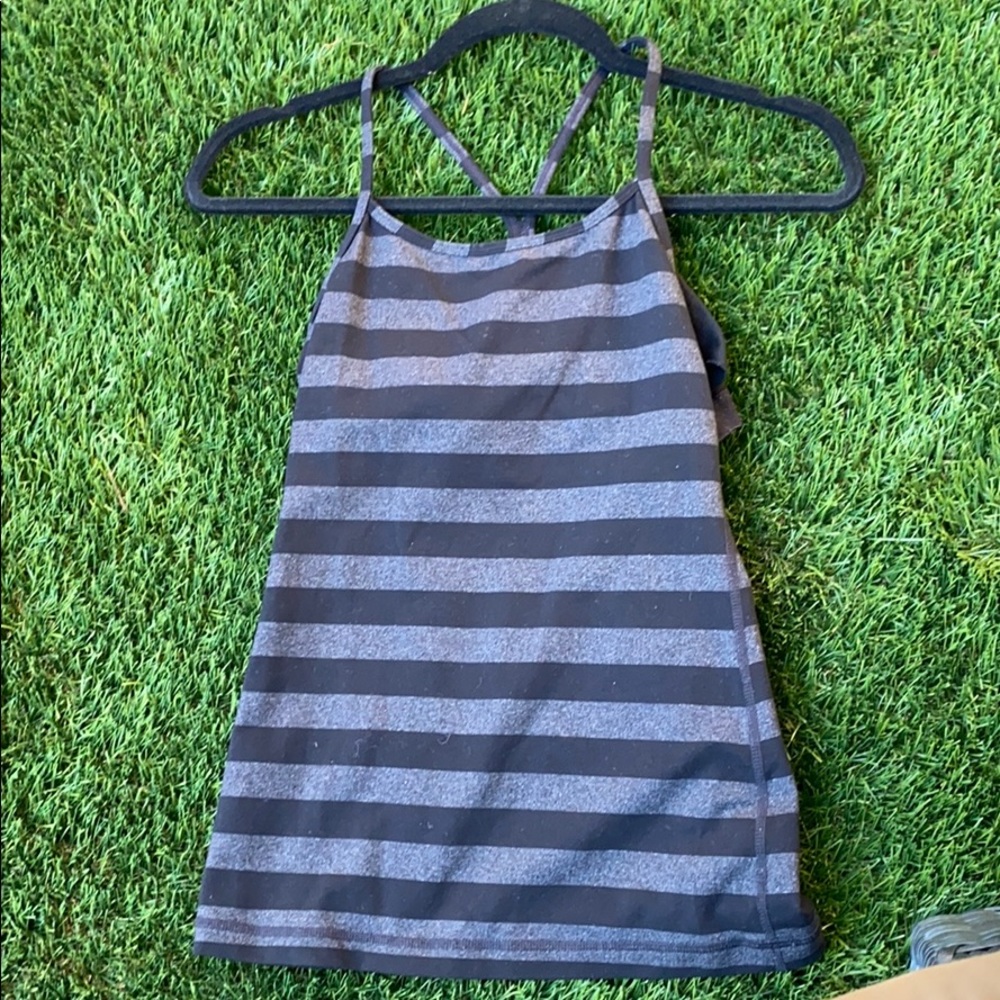 Lululemon Y tank